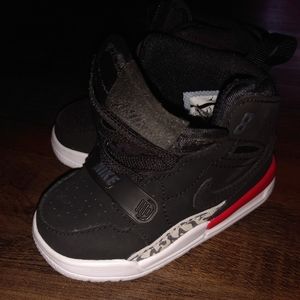 Baby Jordans. 5c